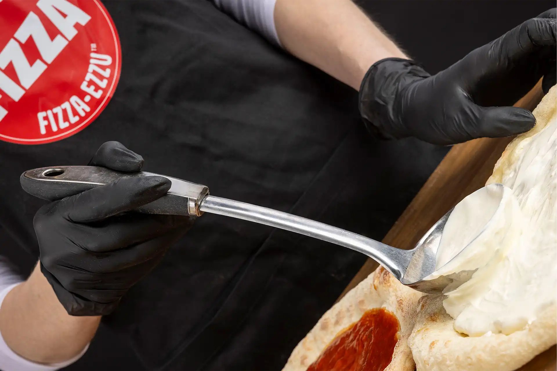 Fizza-pizza uunista ulos